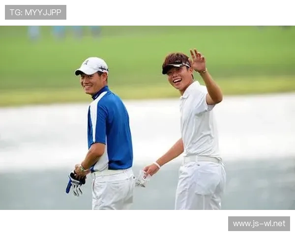 高尔夫季后赛：迎战劲敌