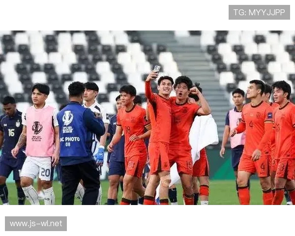 武里南对阵恒大在线直播全程高清赛事前瞻与实时战况解析精彩回顾